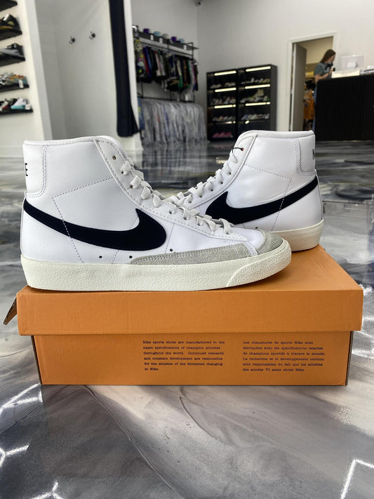 Nike Blazer Mid "White Black" Used Size 8.5