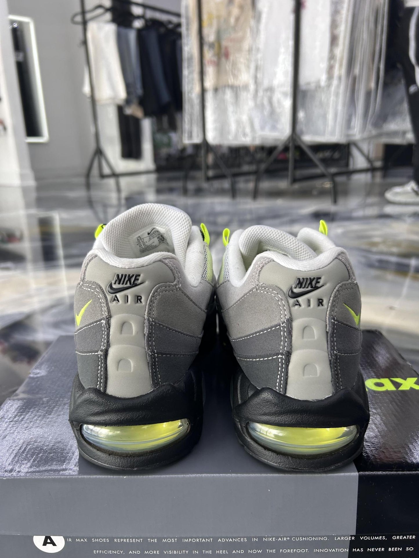 Nike Air Max 95 "Neon" Used Size 8.5