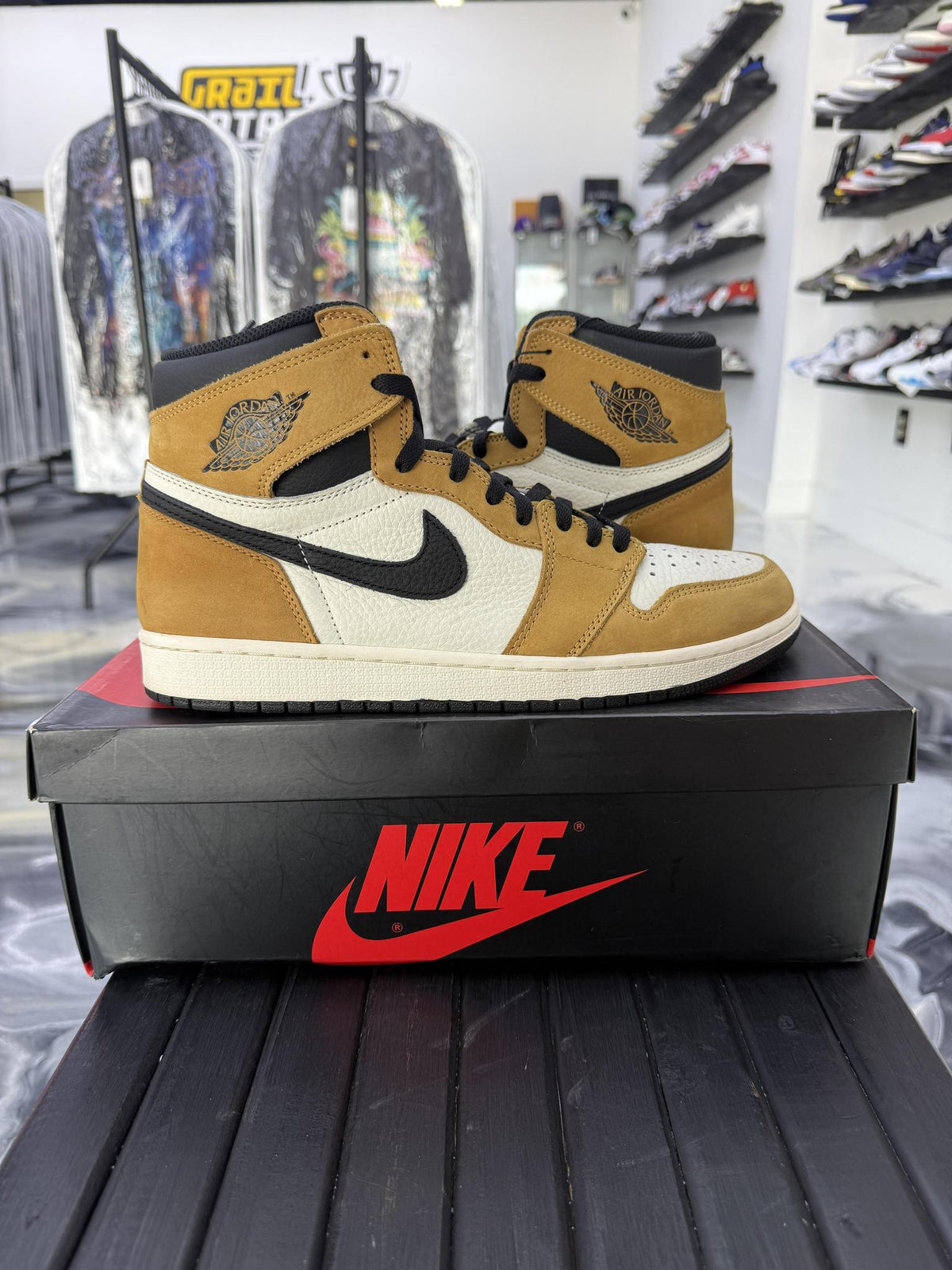 Jordan 1 "Rookie Of The Year" Used Size 11
