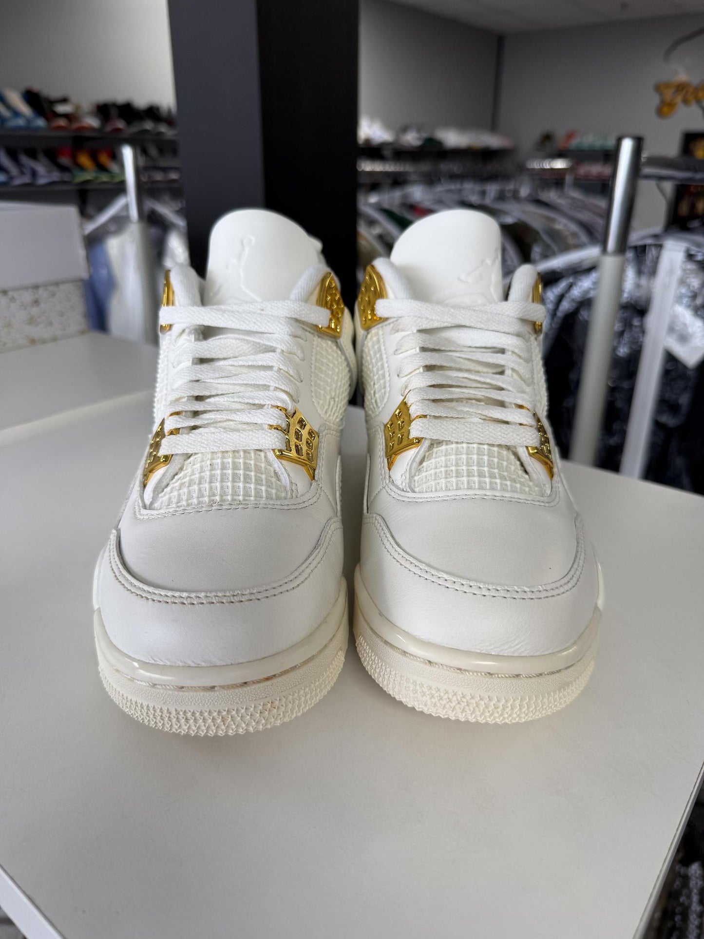 Jordan 4 "Metallic Gold" Used 7Y/8.5W