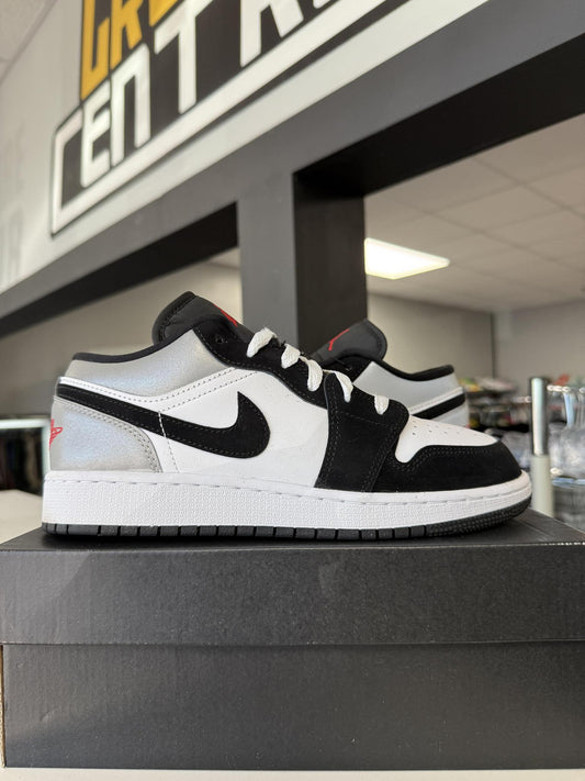 Jordan 1 Low "Black Silver" Used Size 5.5Y/7W