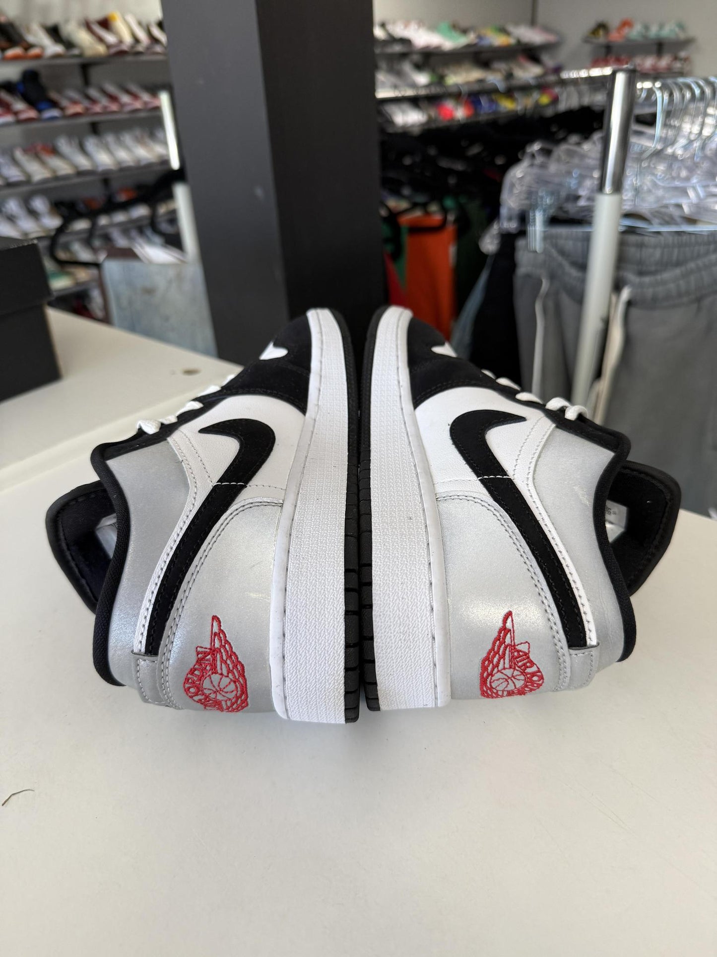 Jordan 1 Low "Black Silver" Used Size 5.5Y/7W