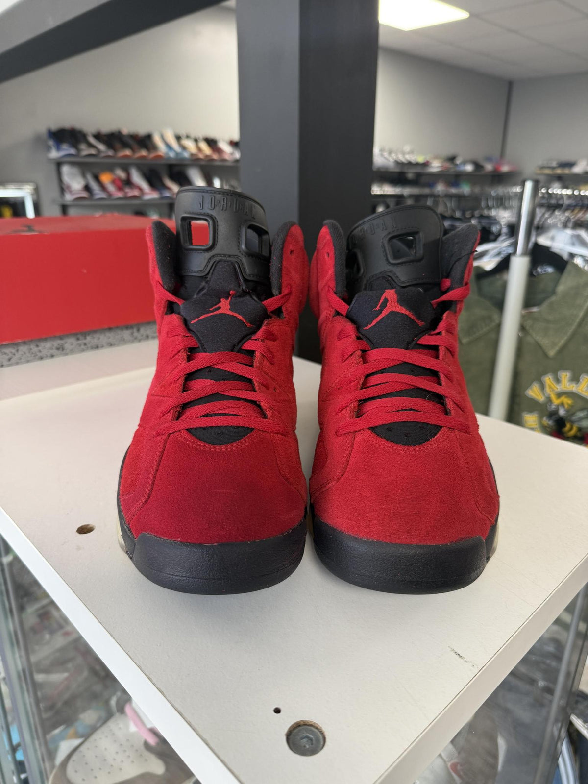 Jordan 6 "Toro" Used Size 11