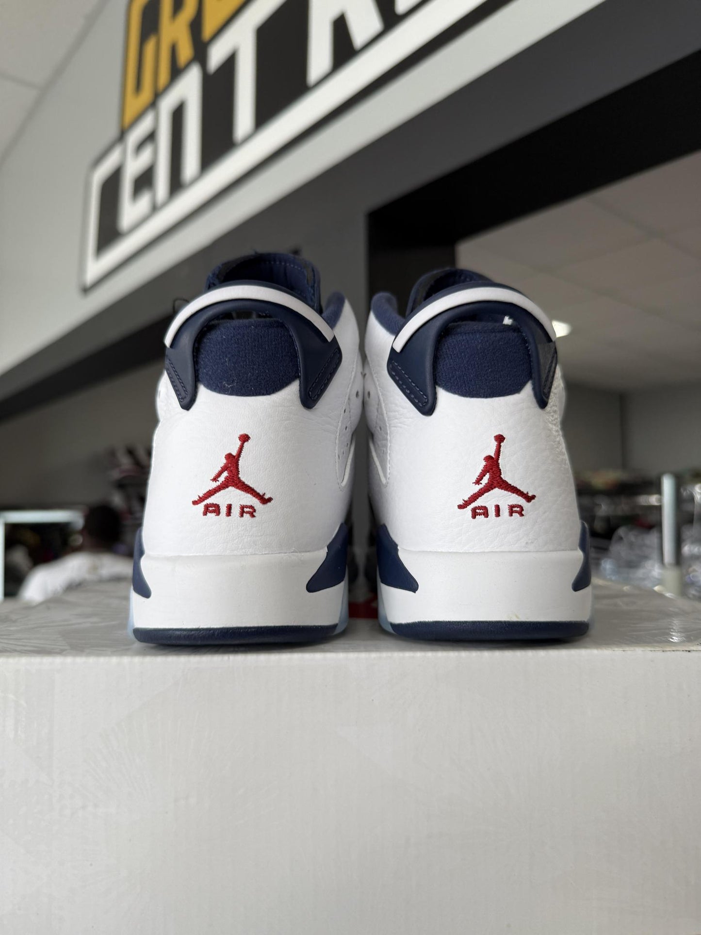 Jordan 6 "Olympic" Used Size 7Y/8.5W