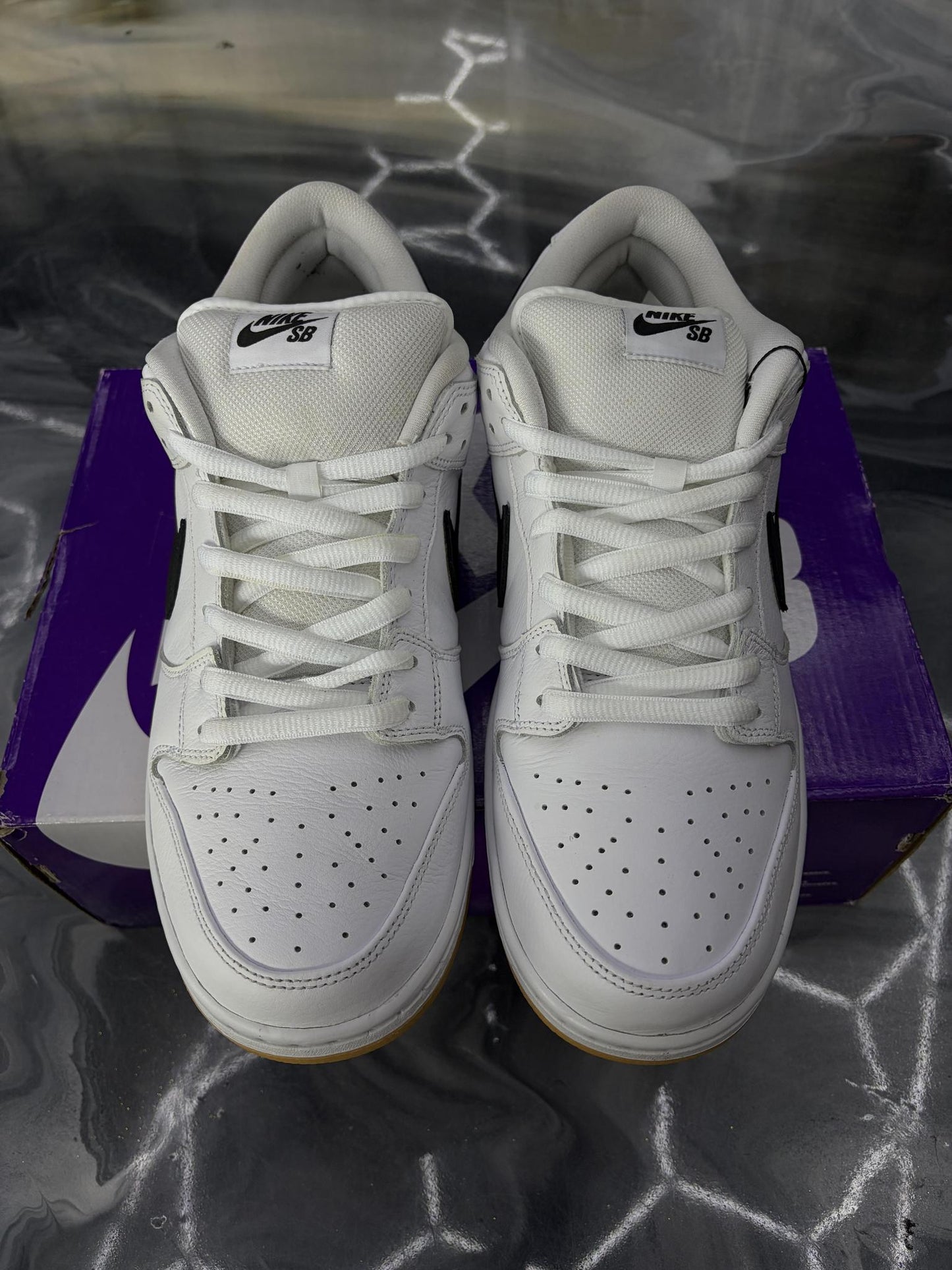 Nike SB Dunk Low "White Gum" Used Size 13