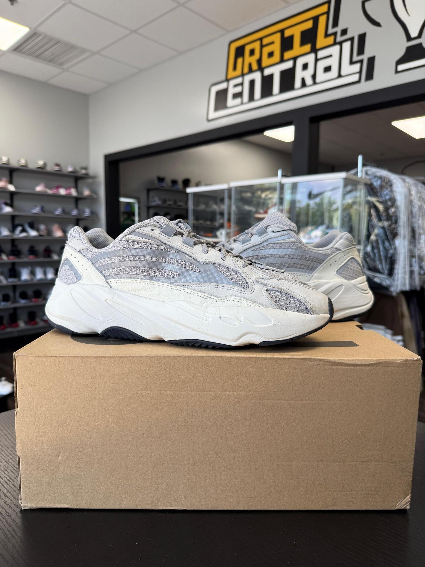Yeezy 700 V2 "Static" Used Size 12
