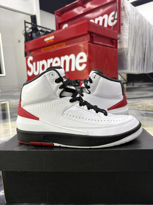 Jordan 2 "Chicago" Used Size 6.5Y/8W