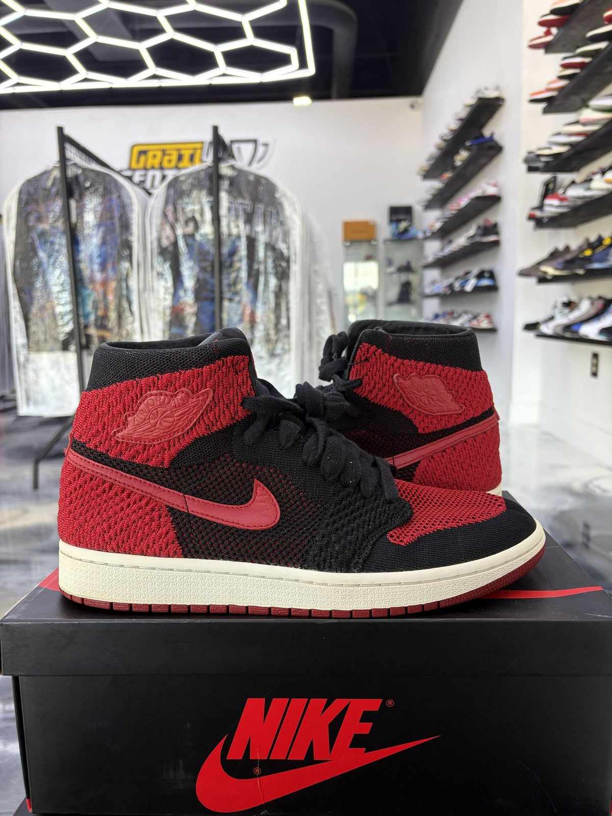 Jordan 1 "Bred Flyknit" Used Size 9