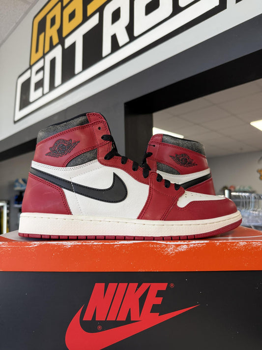 Jordan 1 "Chicago Lost and Found" Used Size 12