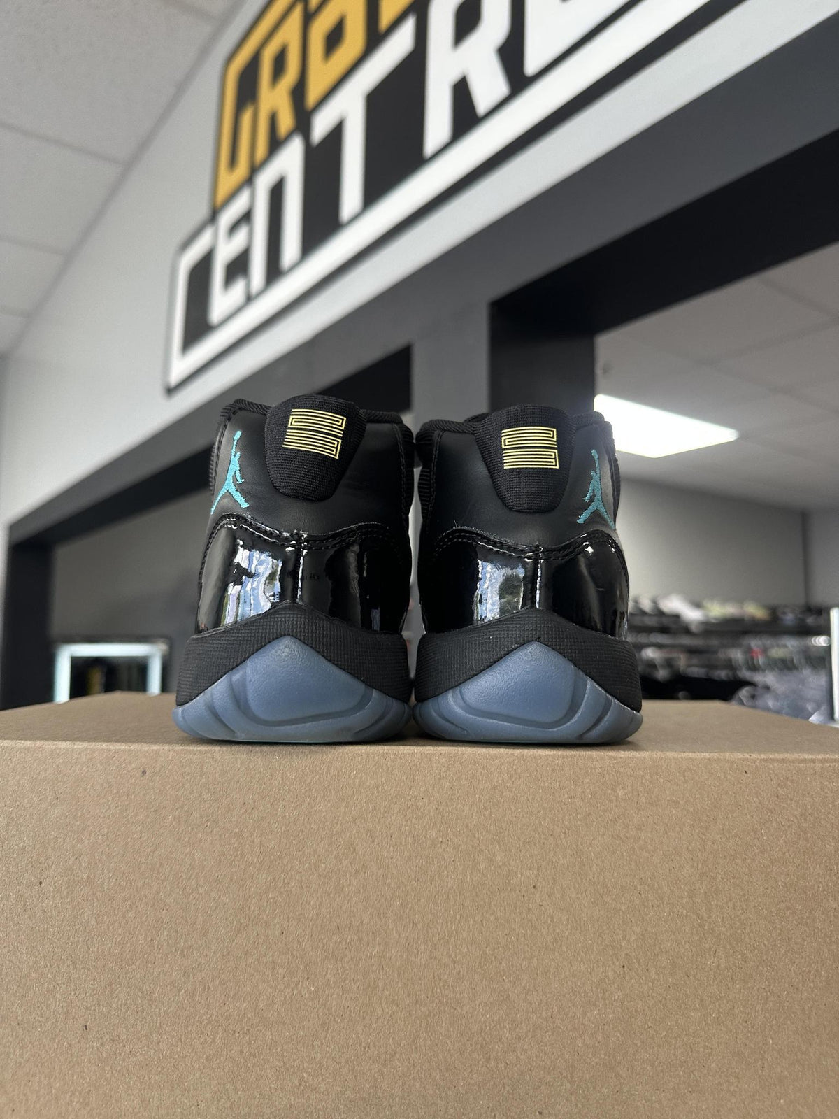 Jordan 11 "Gamma" Used Size 5Y/6.5W