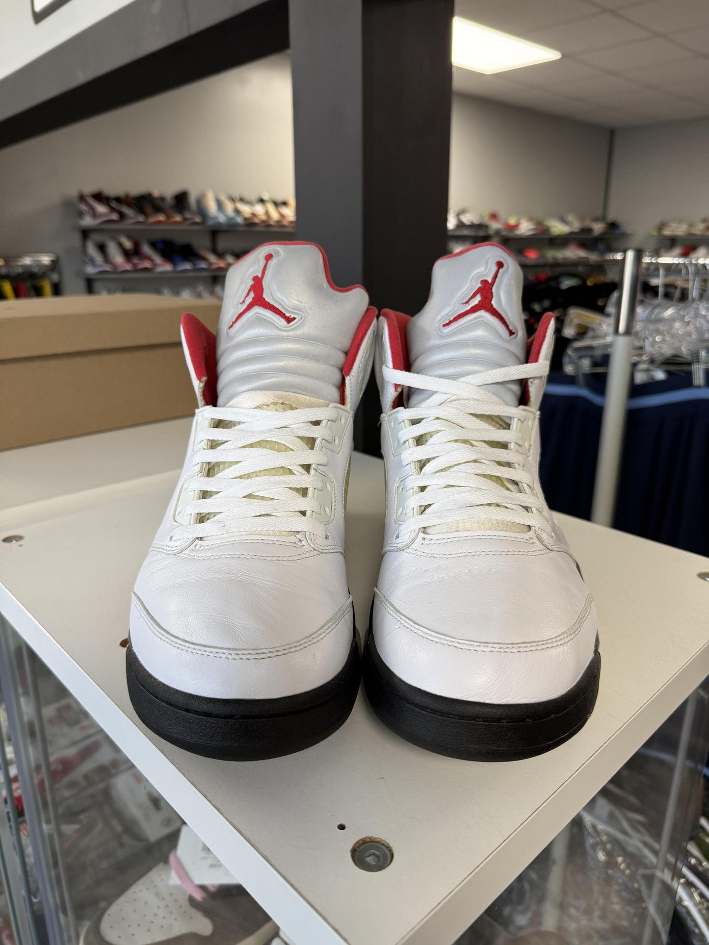 Jordan 5 "Fire Red (2020)" Used Size 12