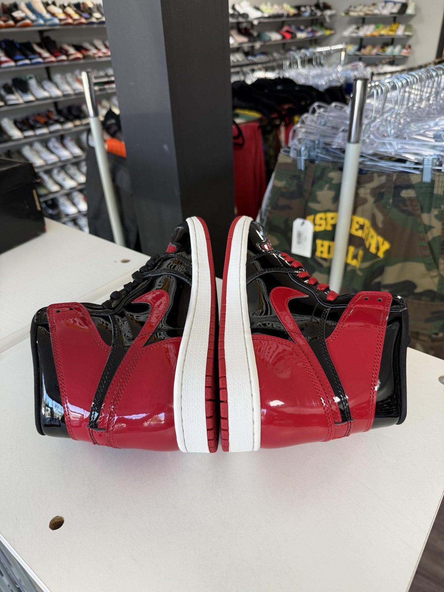 Jordan 1 "Patent Bred" Used Size 8