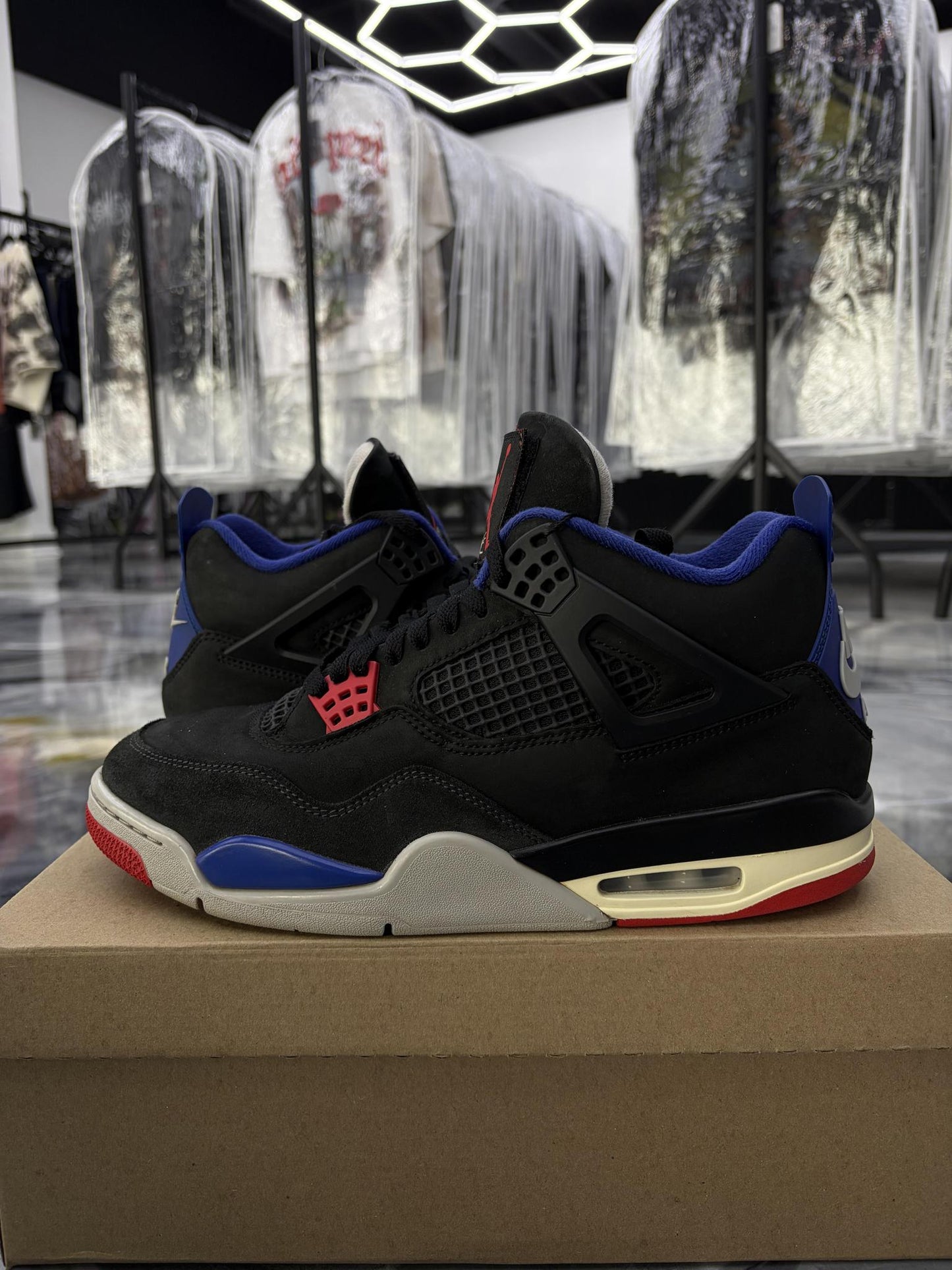 Jordan 4 "Rare Air" Used Size 11