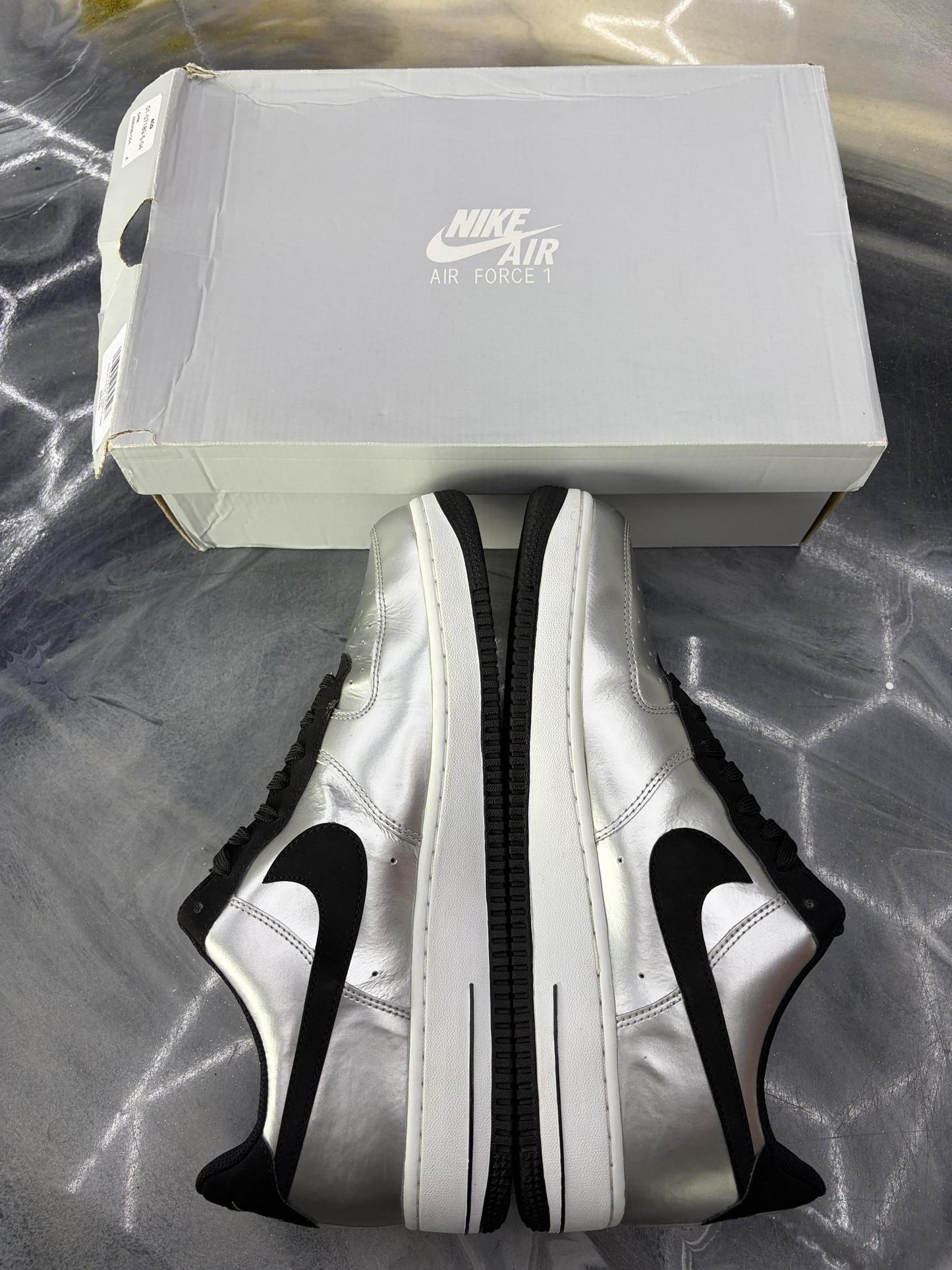 Nike Air Force 1 "Metallic" Used Size 11.5
