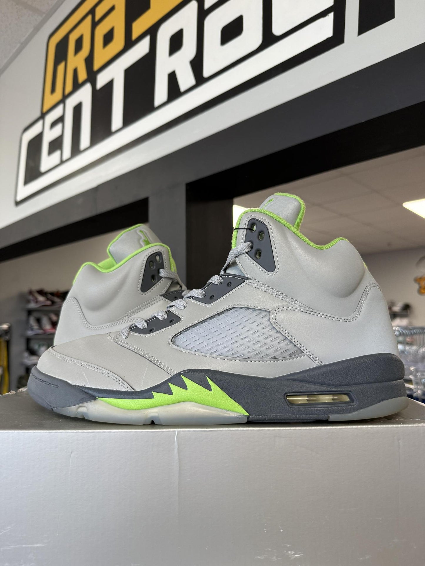 Jordan 5 "Green Bean" Used Size 13