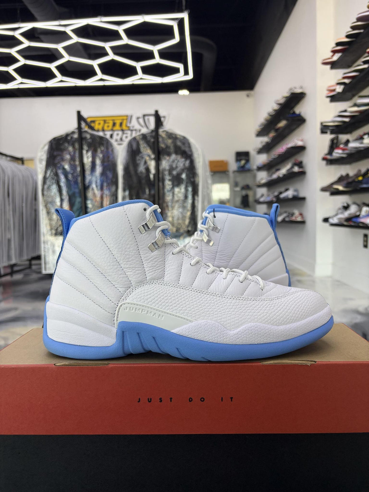 Jordan 12 "Melo" Used Size 9