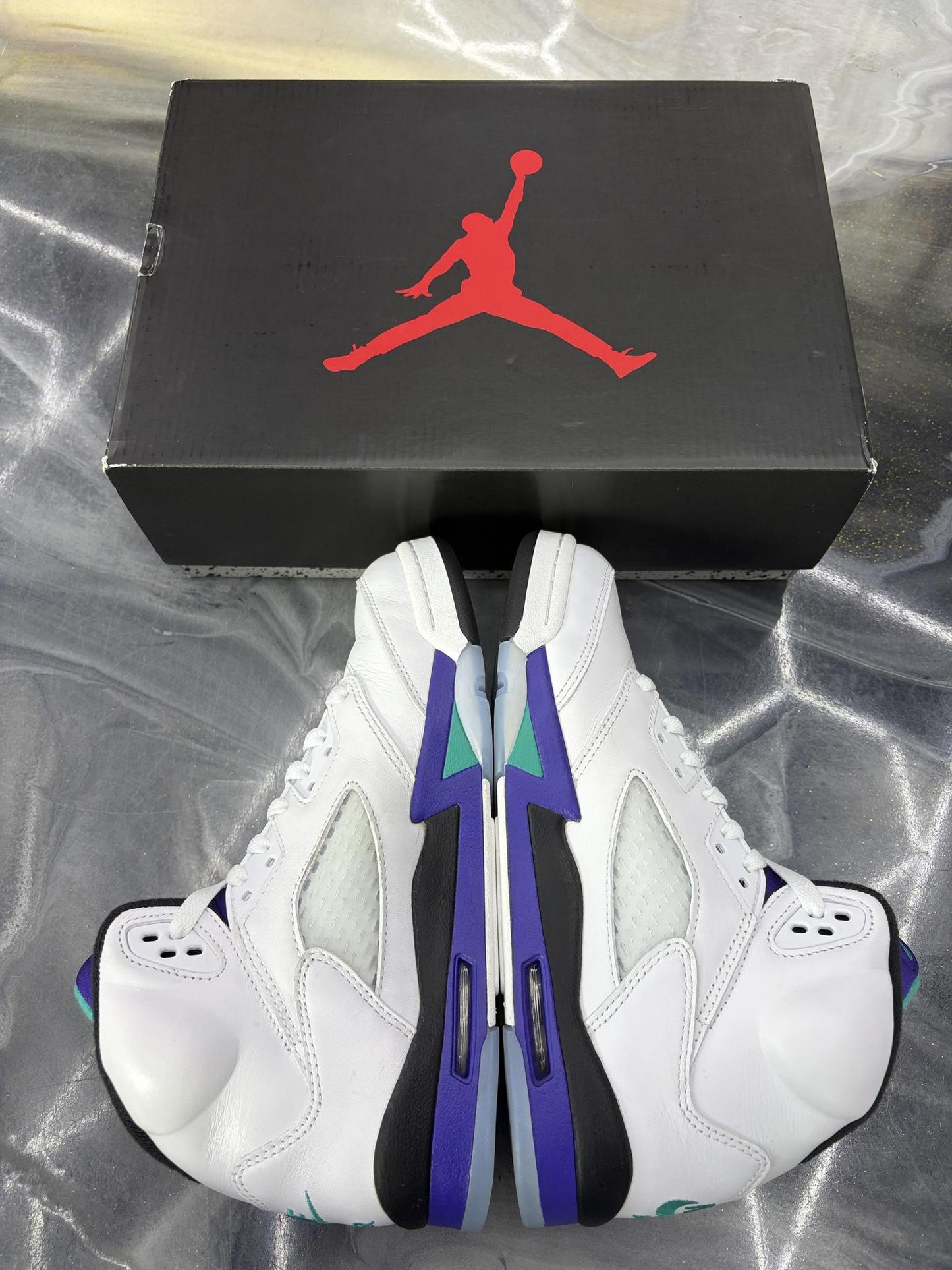 Jordan 5 "Grape" Used Size 7Y/8.5W