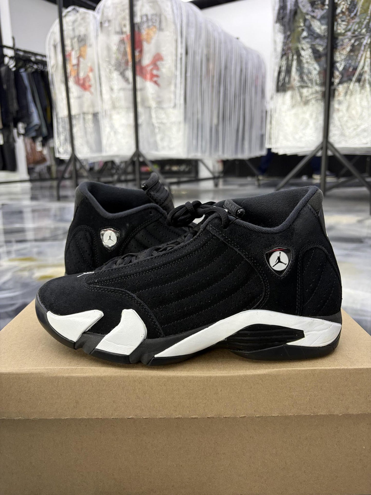 Jordan 14 "Black White" Used Size 7.5
