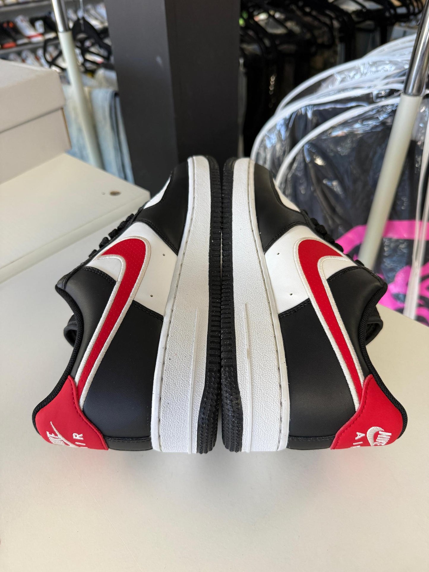 Nike Air Force 1 Low "Black Red" Used Size 7.5