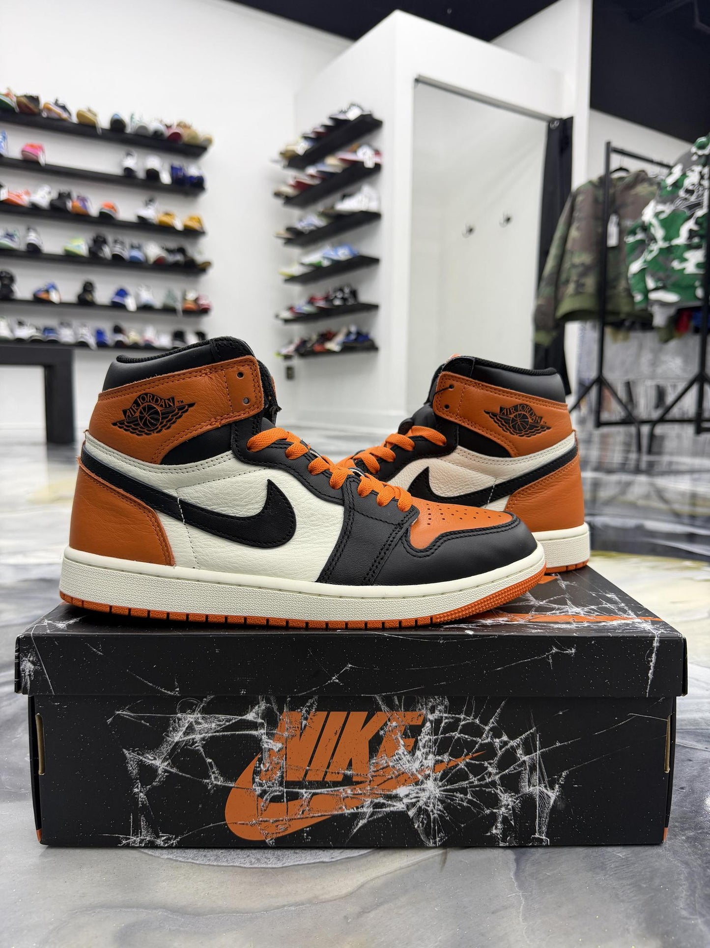 Jordan 1 Shattered Backboard Used Size 9.5