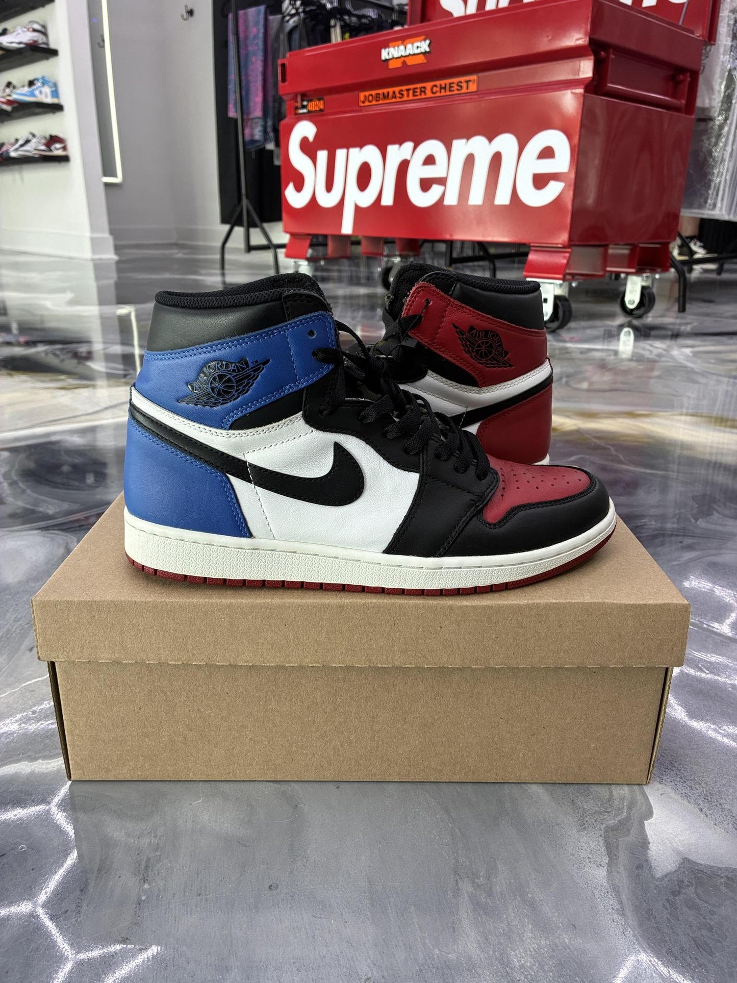 Jordan 1 "Top 3" Used Size 10.5