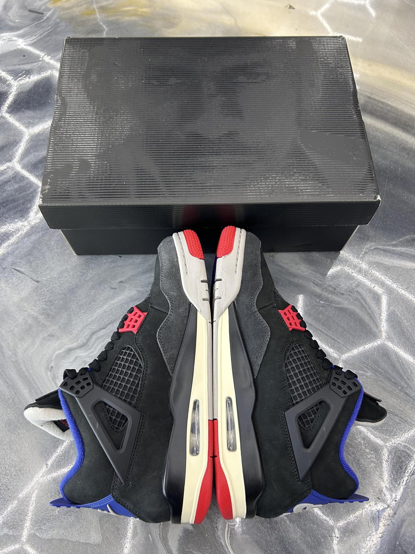Jordan 4 "Rare Air" Used Size 8