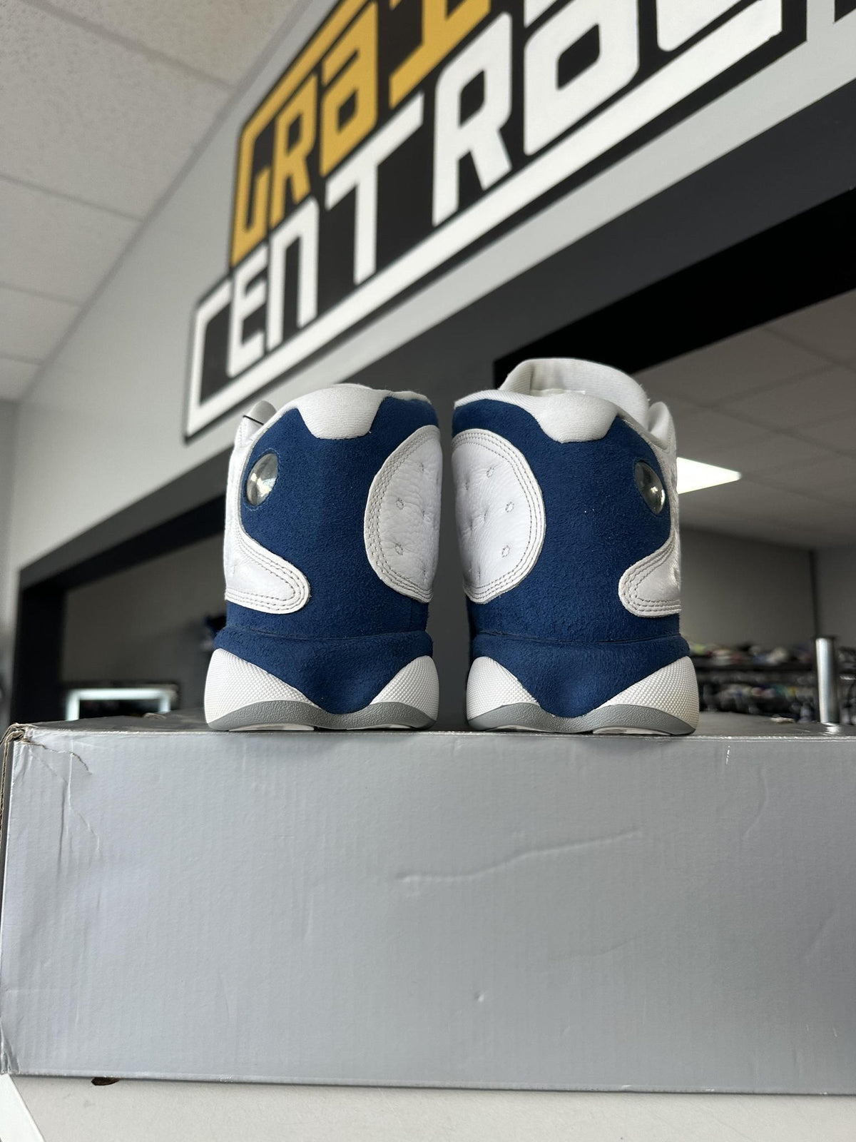 Jordan 13 "French Blue" Used Size 11