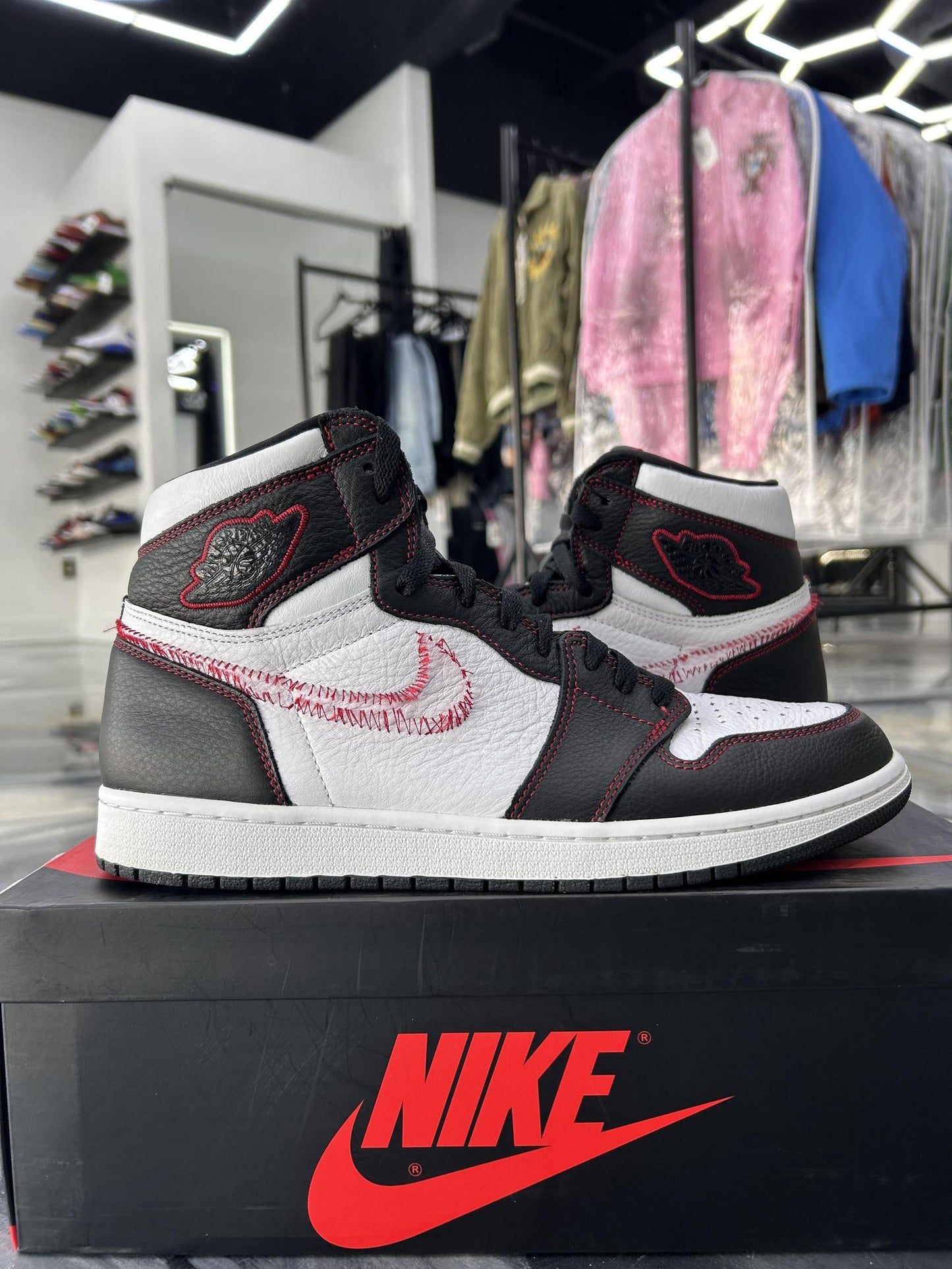 Jordan 1 "Defiant" Used Size 11.5