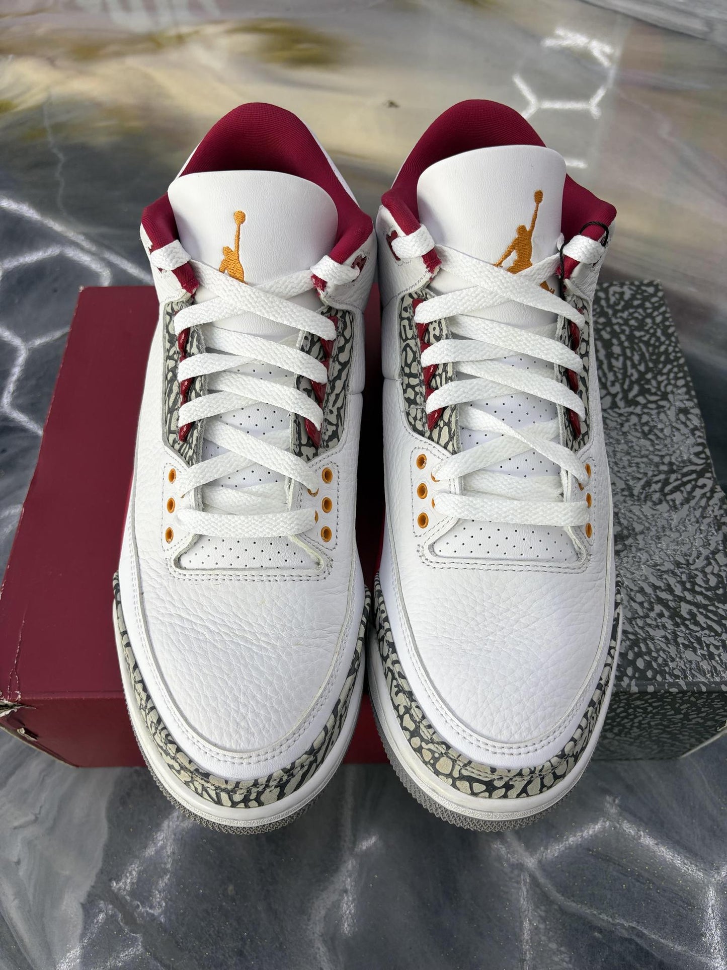 Jordan 3 "Cardinal" Used Size 9.5