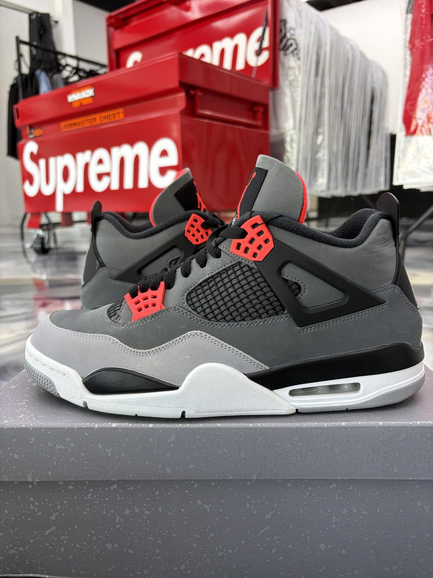 Jordan 4 "Infrared" Used Size 13