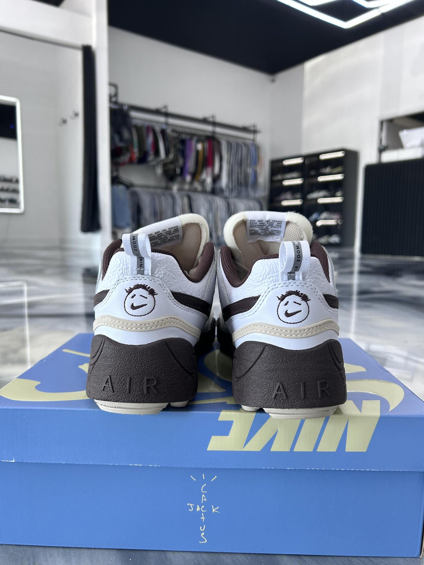 Nike Field Jaxx "Chocolate" Used Size 9.5