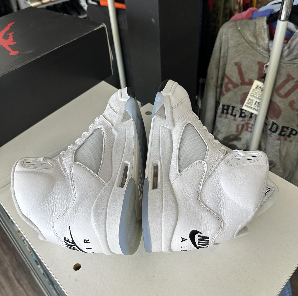 Jordan 5 White Metallic Used