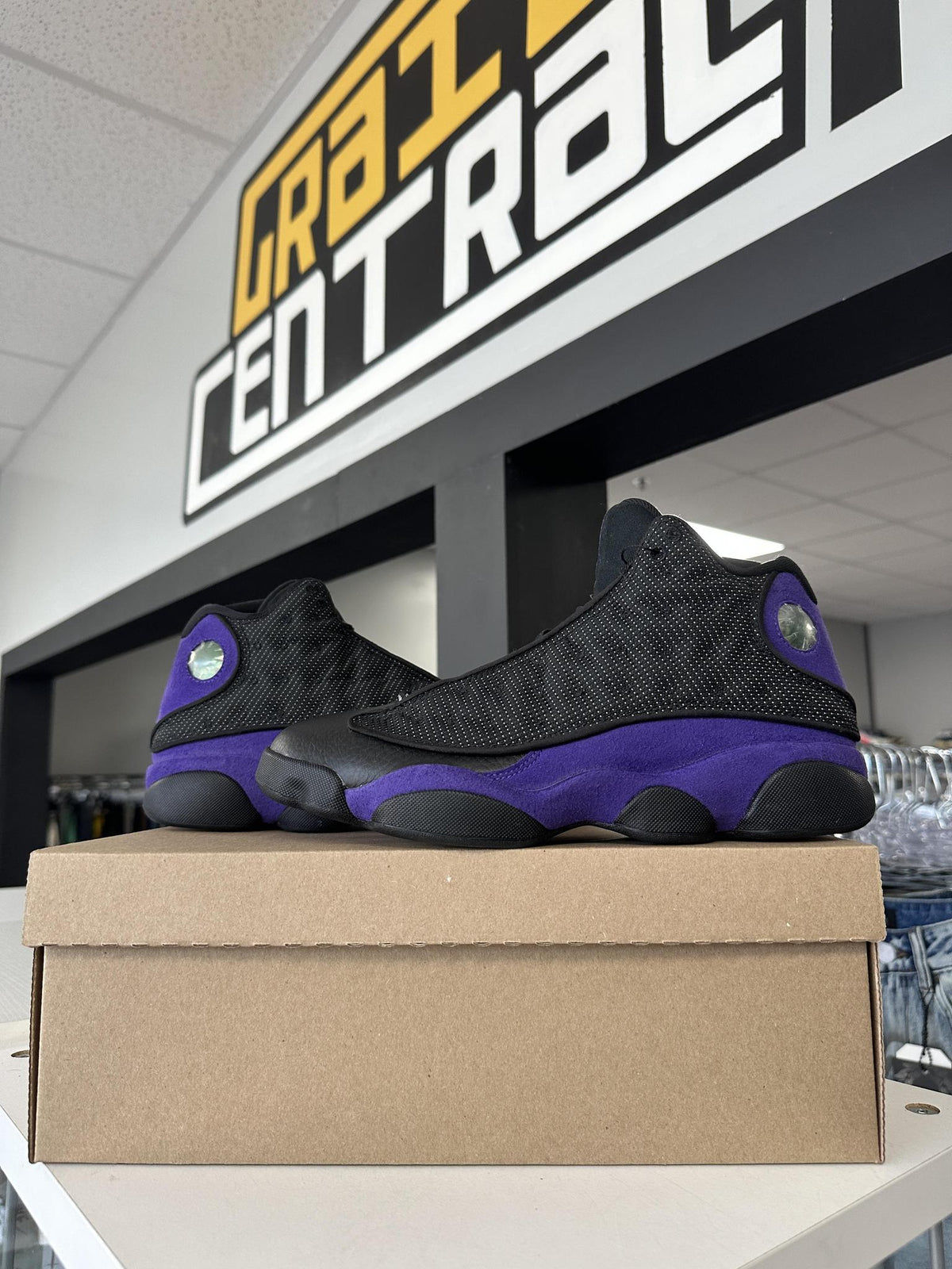 Jordan 13 Court Purple Used