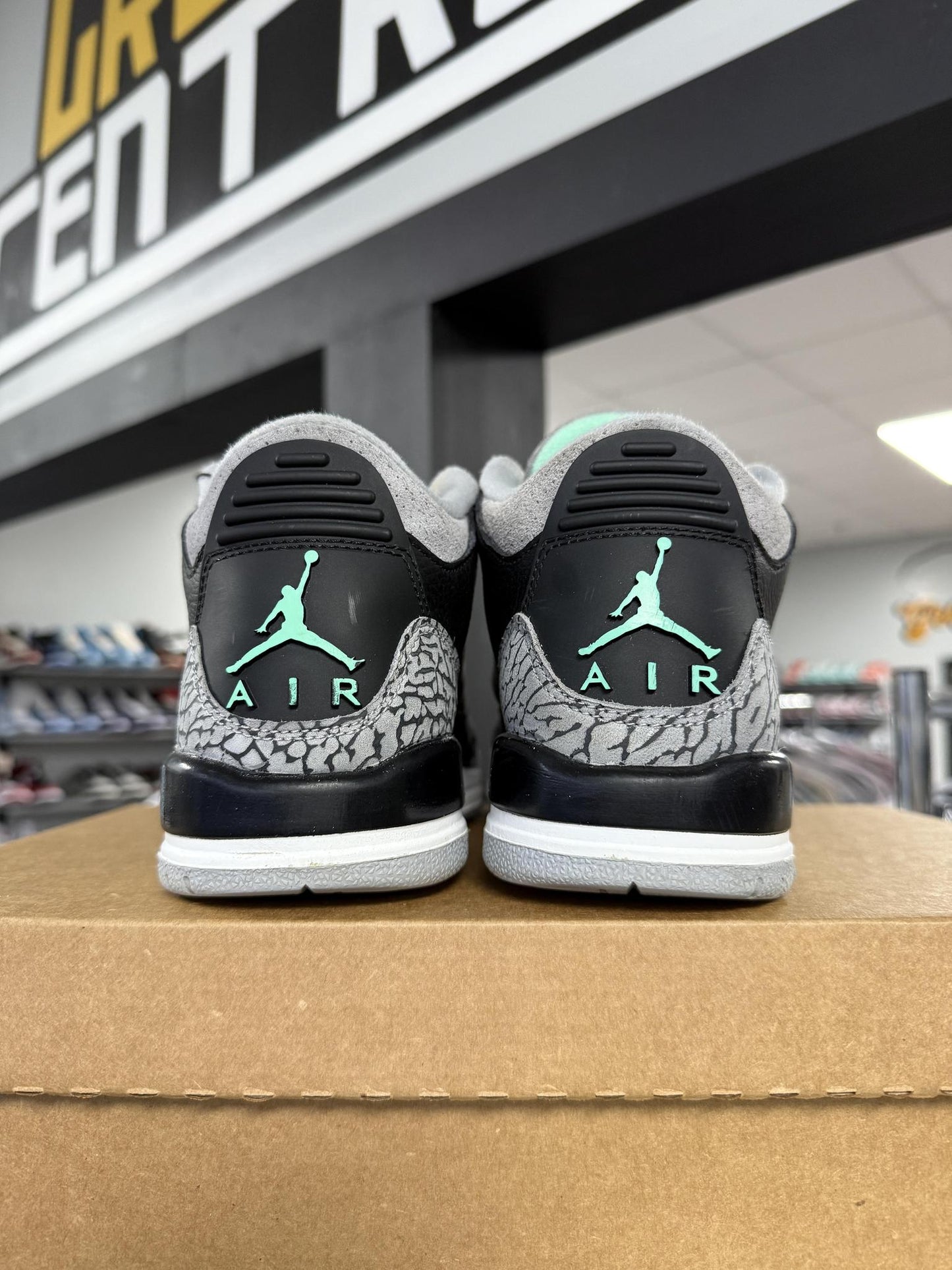 Jordan 3 "Glow Green" Used Size 5.5Y/7W