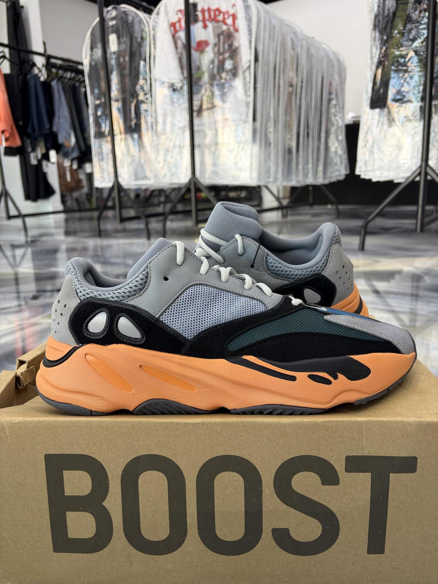 Yeezy 700 "Wash Orange" Used Size 14.5