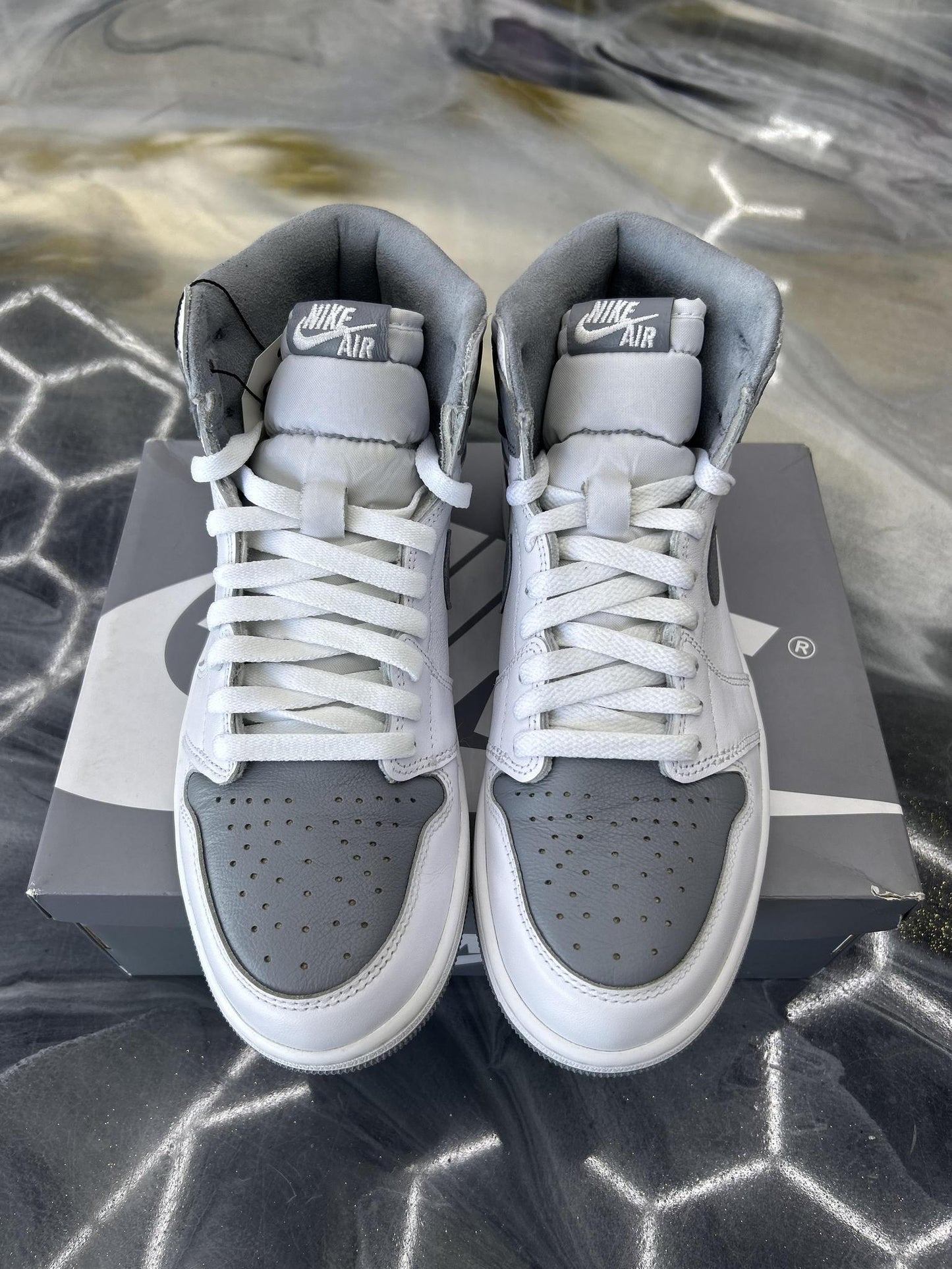 Jordan 1 "Stealth" Used Size 9