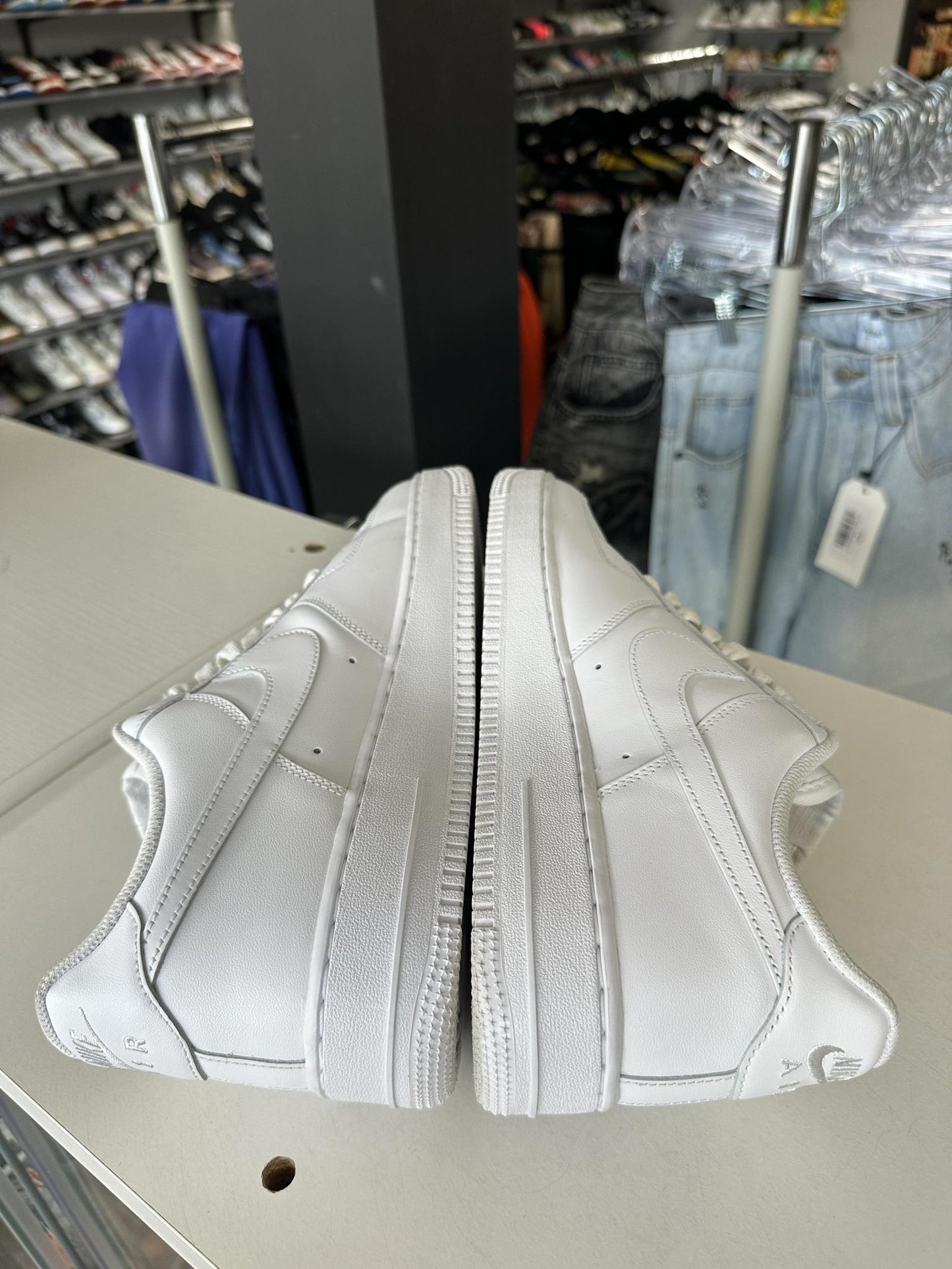 Nike Air Force 1 Low "White" Size 10