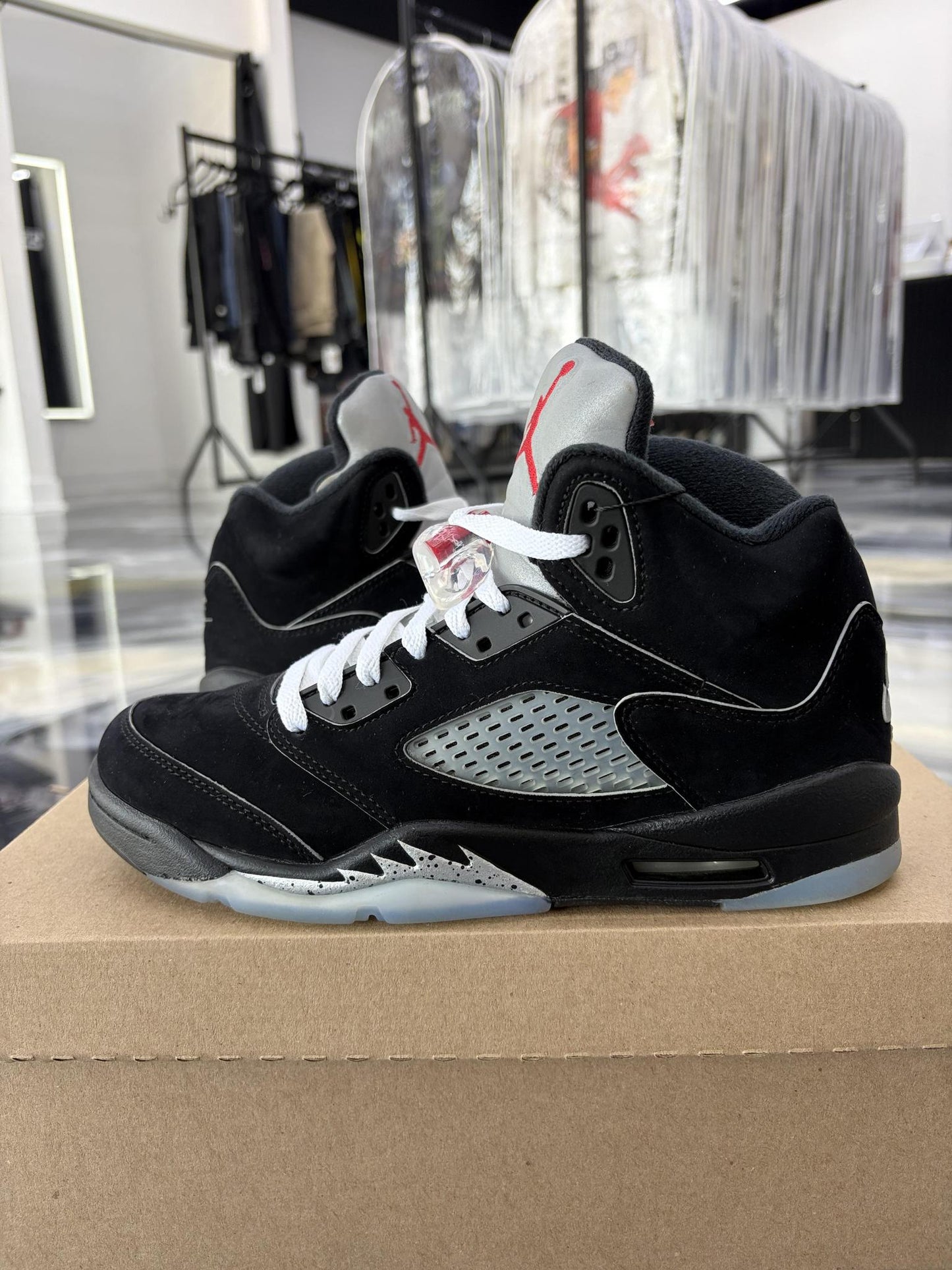Jordan 5 "Metallic" Used Size 6.5Y/8W