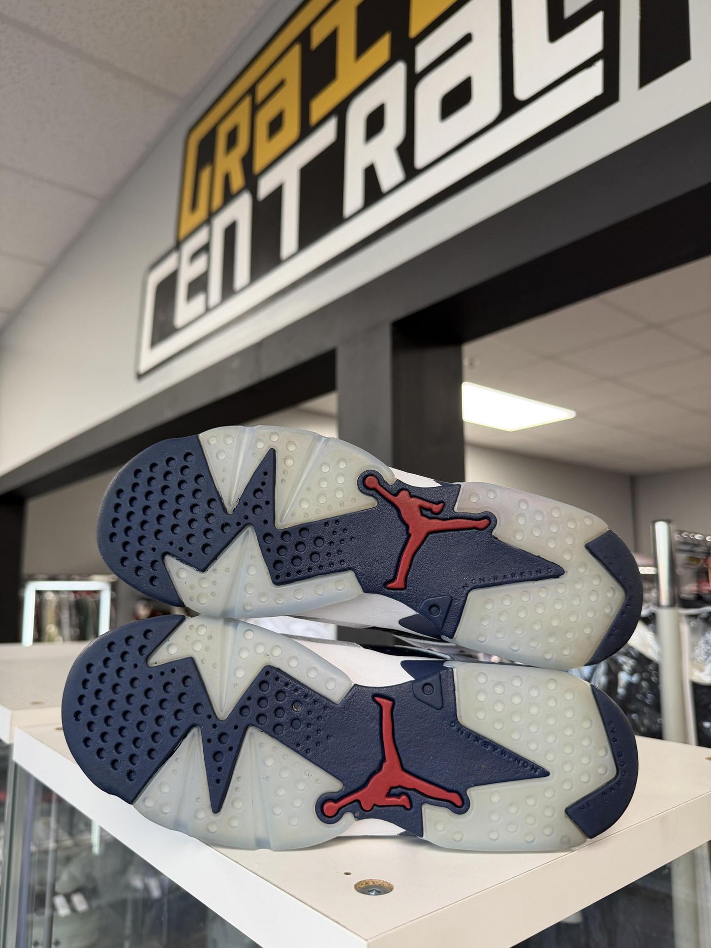 Jordan 6 "Olympic" Used Size 6Y/7.5W