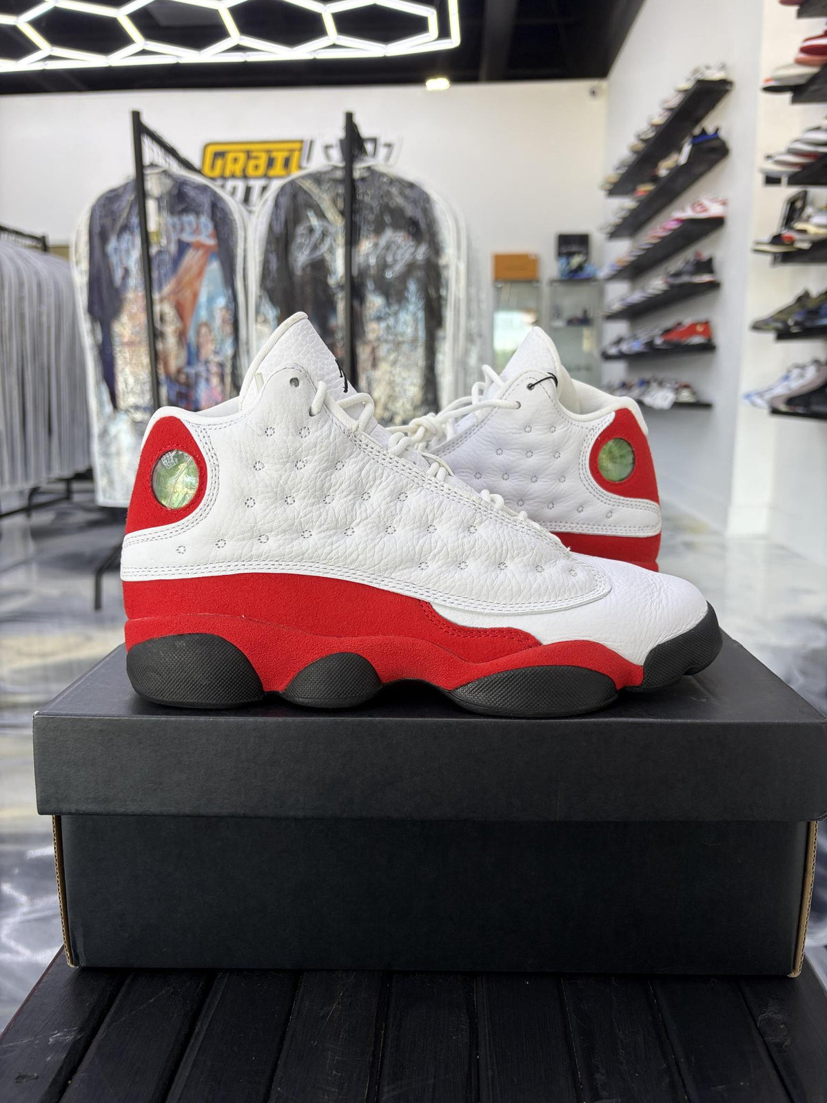 Jordan 13 "Chicago" Used Size 6.5Y/8W