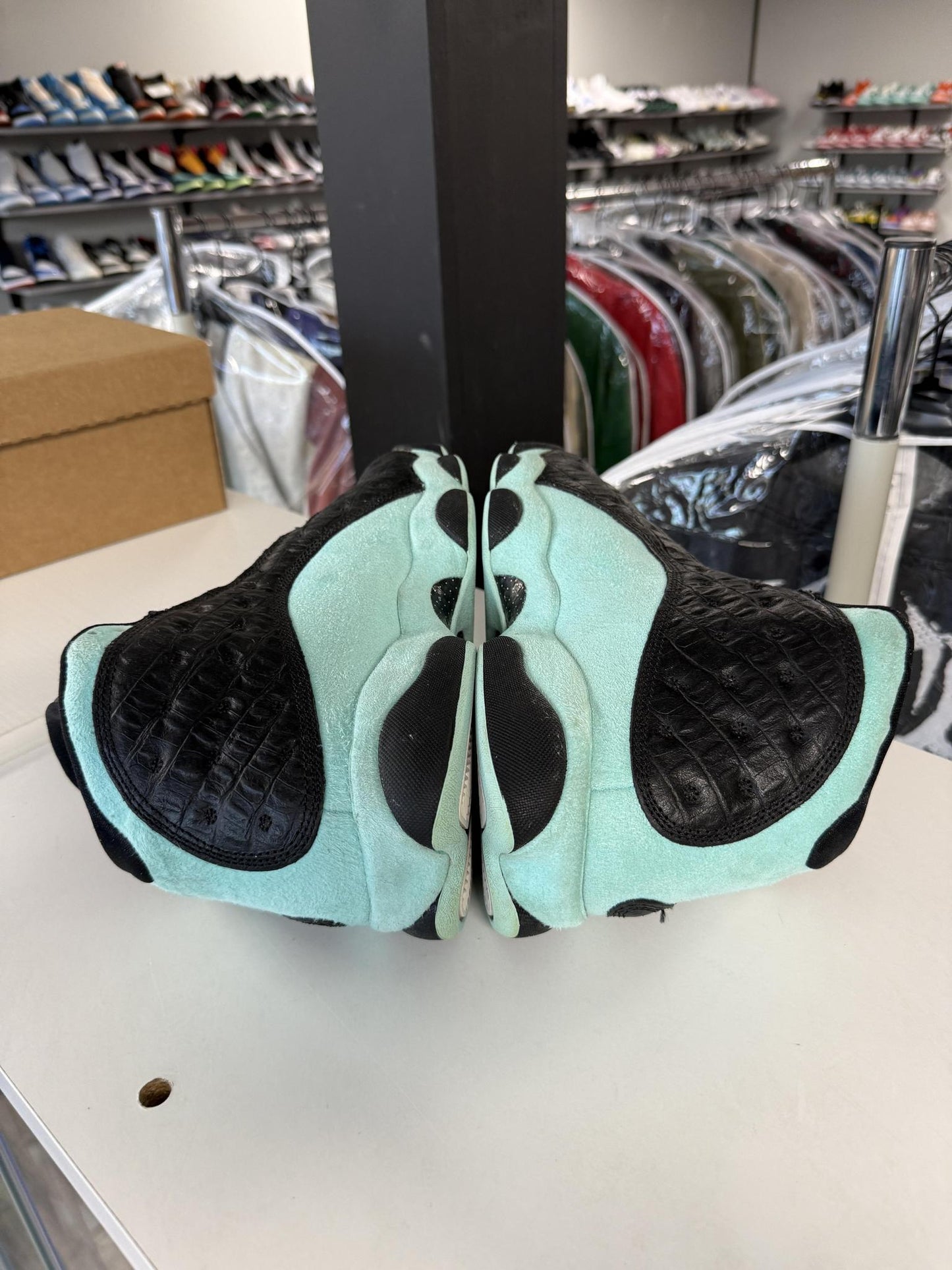 Jordan 13 "Island Green" Used Size 9.5