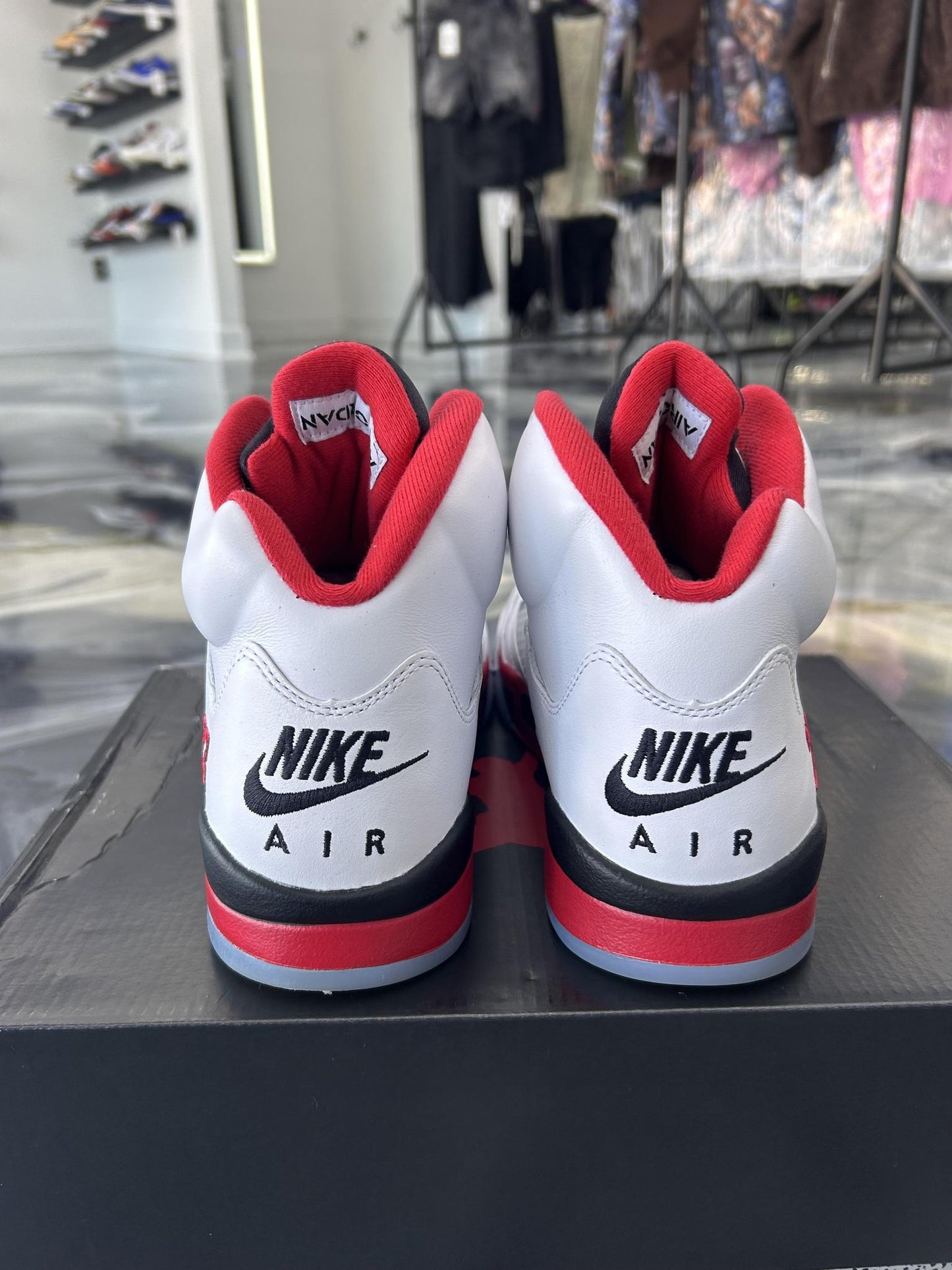 Jordan 5 "Fire Red" Used Size 10.5