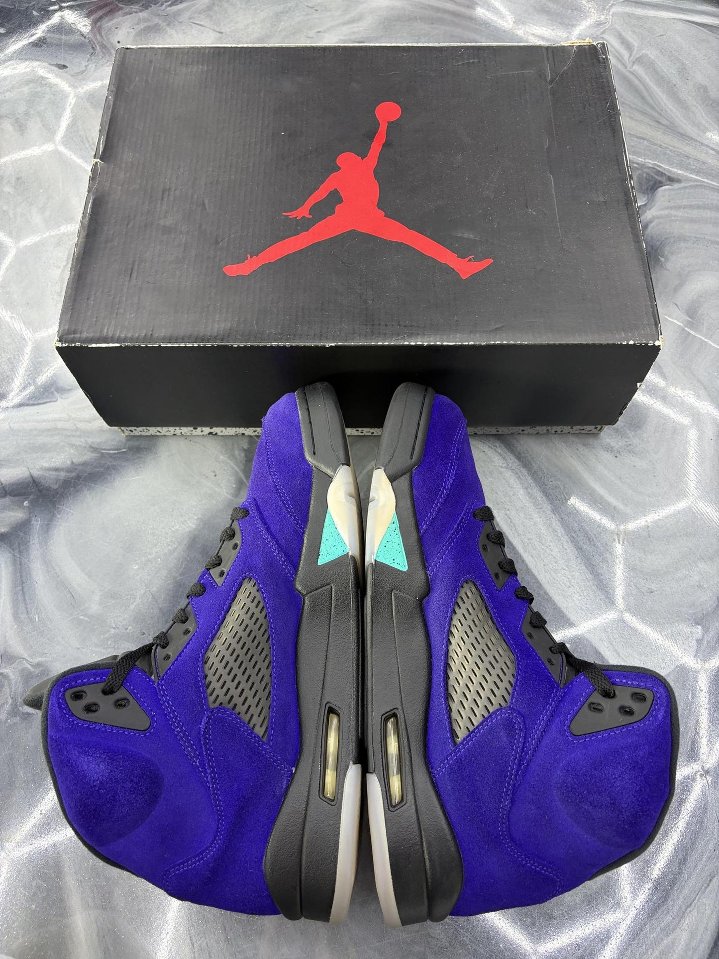 Jordan 5 "Alternate Grape" Used Size 11.5