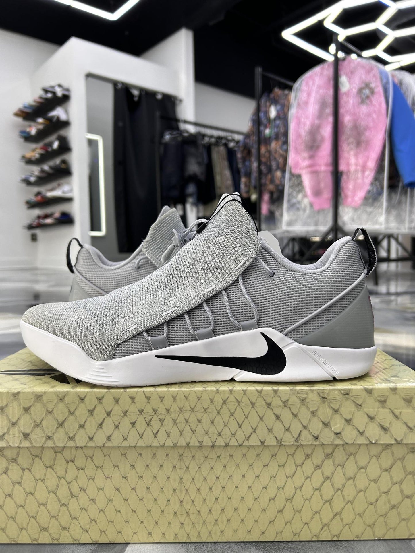Kobe A.D. NXT "Wolf Grey" Used Size 10