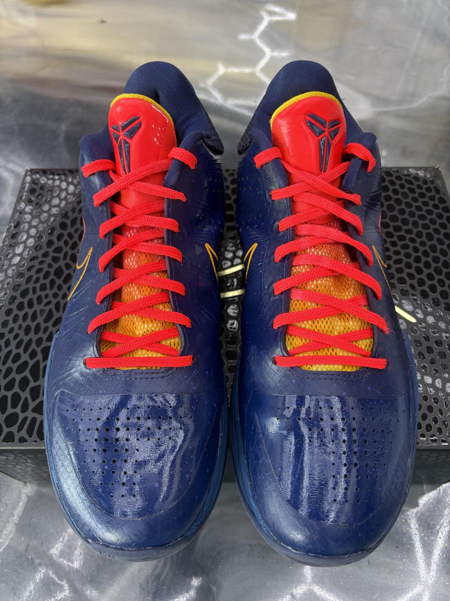 Kobe 5 Caitlin Clark "Fever" Used Size 10