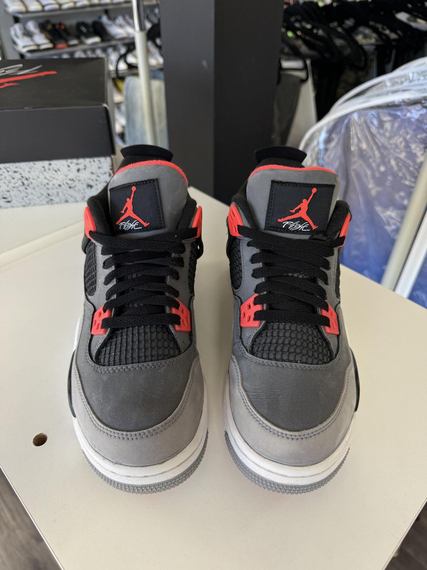Jordan 4 "Infrared" Used Size 7Y/8.5W