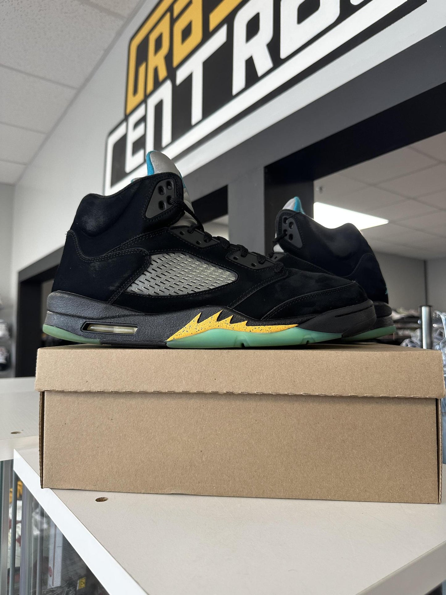 Jordan 5 "Aqua" Size 14