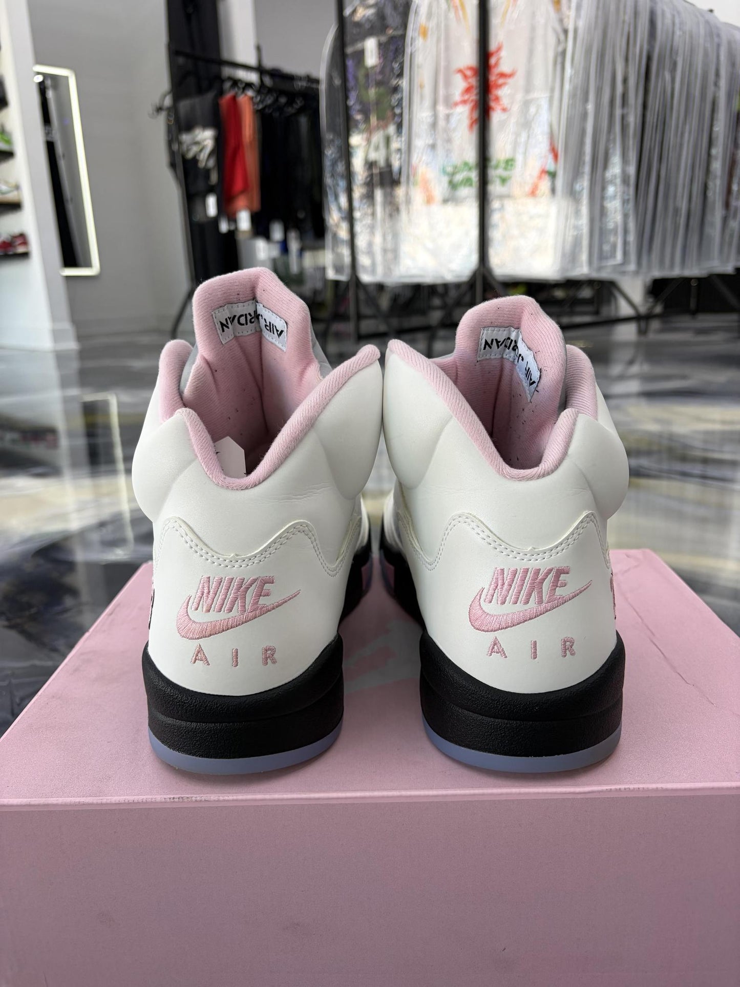 Jordan 5 "Medium Soft Pink" Used Size 12