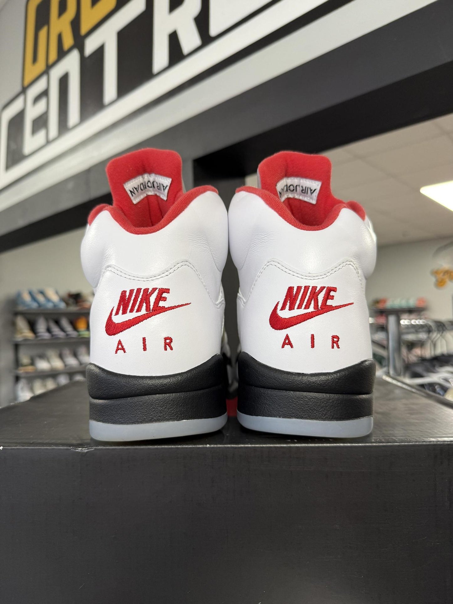 Jordan 5 "Fire Red" 2020 Used Size 12