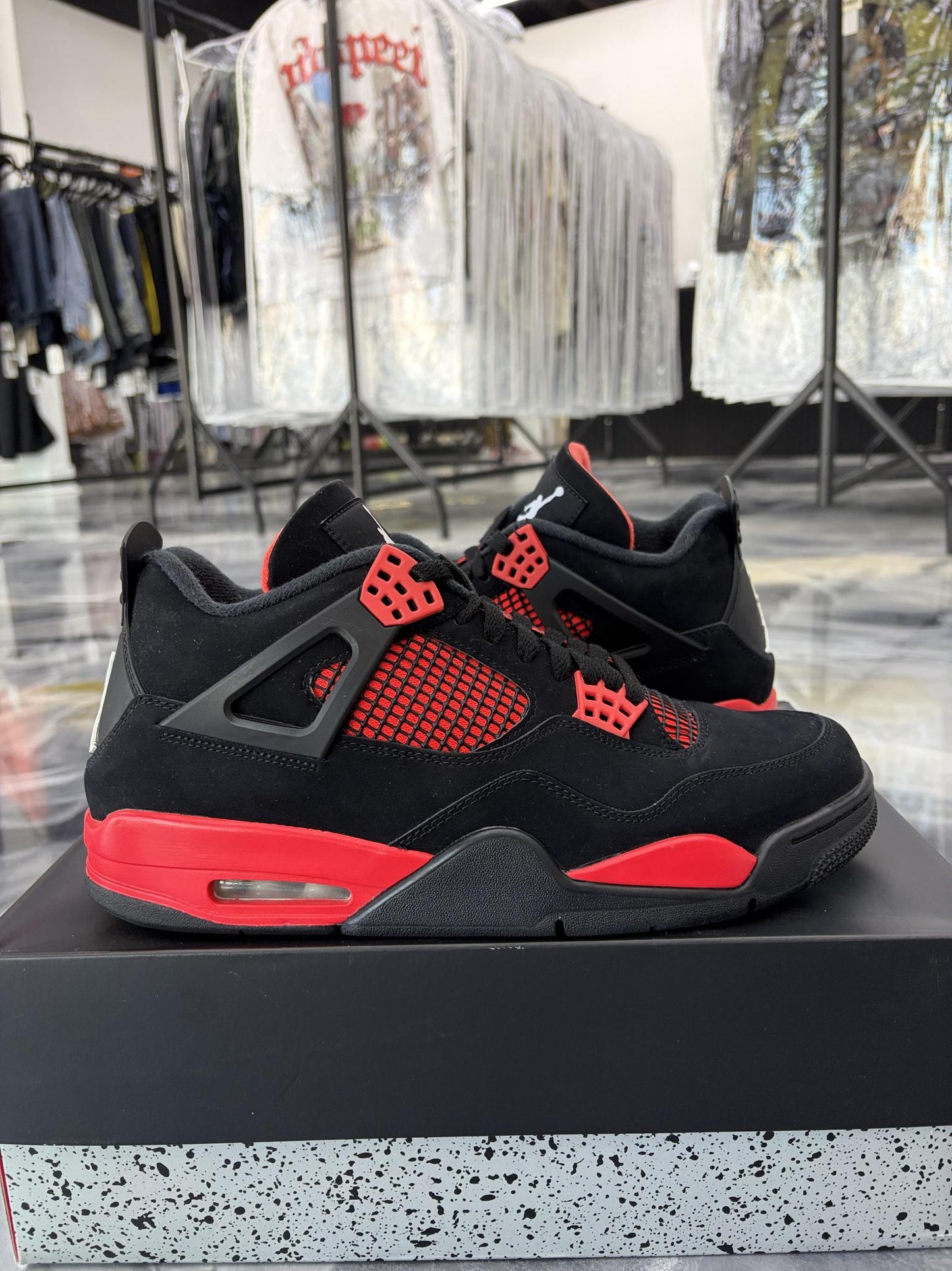 Jordan 4 "Red Thunder" Used Size 11